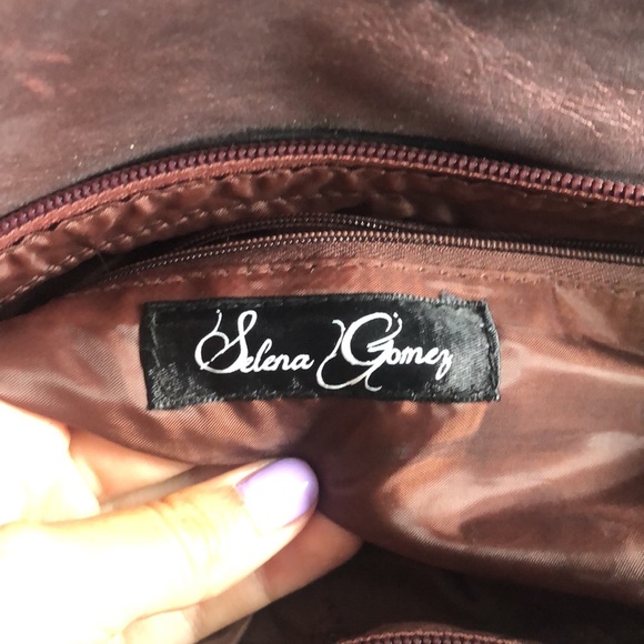 Selena Gomez Lips bag - Picture 2 of 4